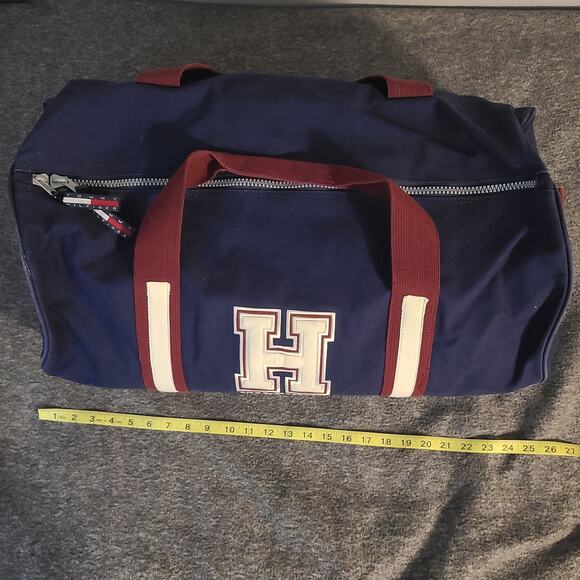 Tommy Hilfiger duffle  bag with striped handle Big H Logo no - Picture 2 of 8